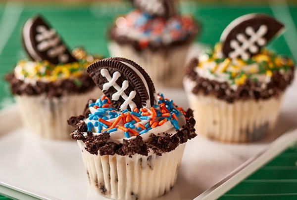 Football Cupcakes